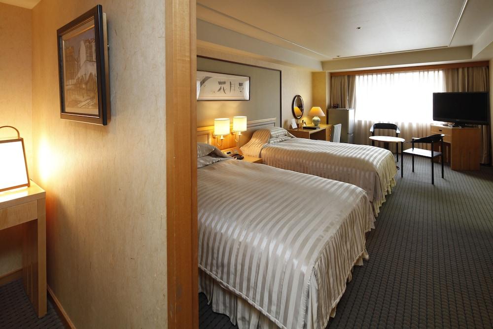 Miyako Hotel Gifu Nagaragawa Exteriér fotografie A room at the hotel