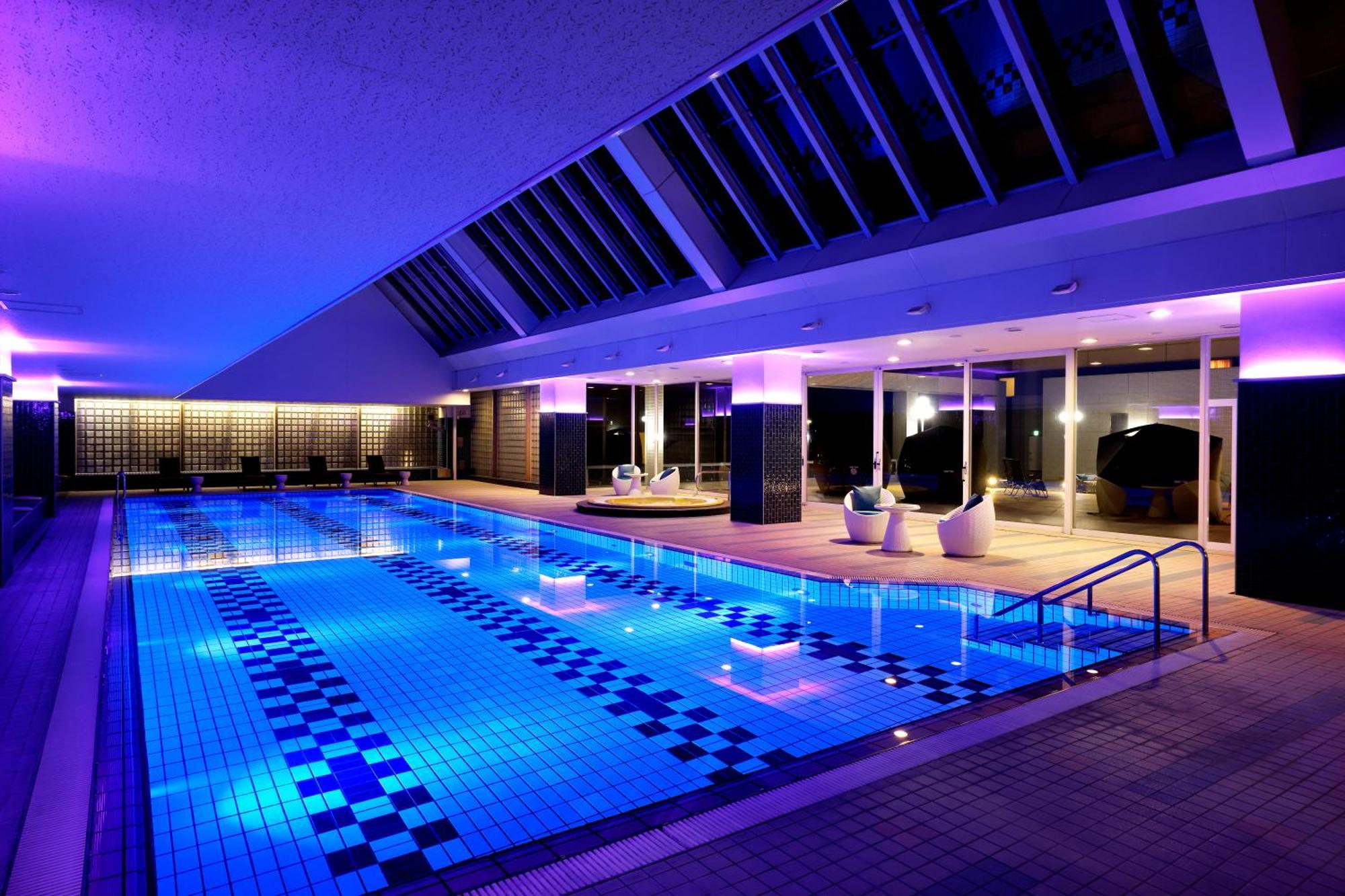 Miyako Hotel Gifu Nagaragawa Exteriér fotografie The swimming pool at the hotel