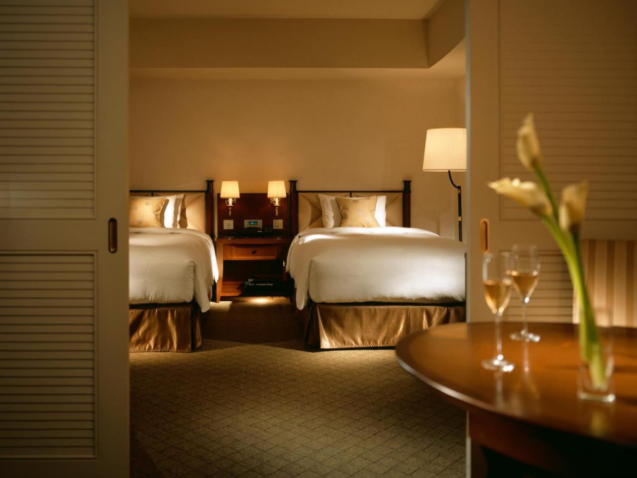 Miyako Hotel Gifu Nagaragawa Exteriér fotografie A guest room at The Peninsula